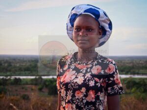 Ragazza — Mostra Fotografica Benefica, Associazione Baobab Ticino